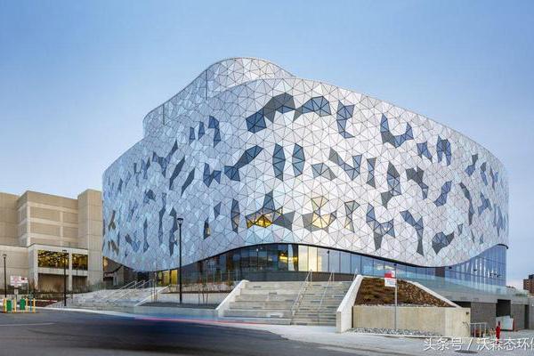商业建筑外立面设计思路;创意外墙造型充满不一样的韵味!