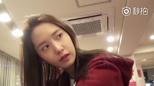 最近火爆抖音的林允儿自拍视频完整版!易中毒