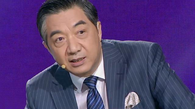 朱姆沃尔特被除名后,美国人突然宣布另一消息,差点被局座团灭?