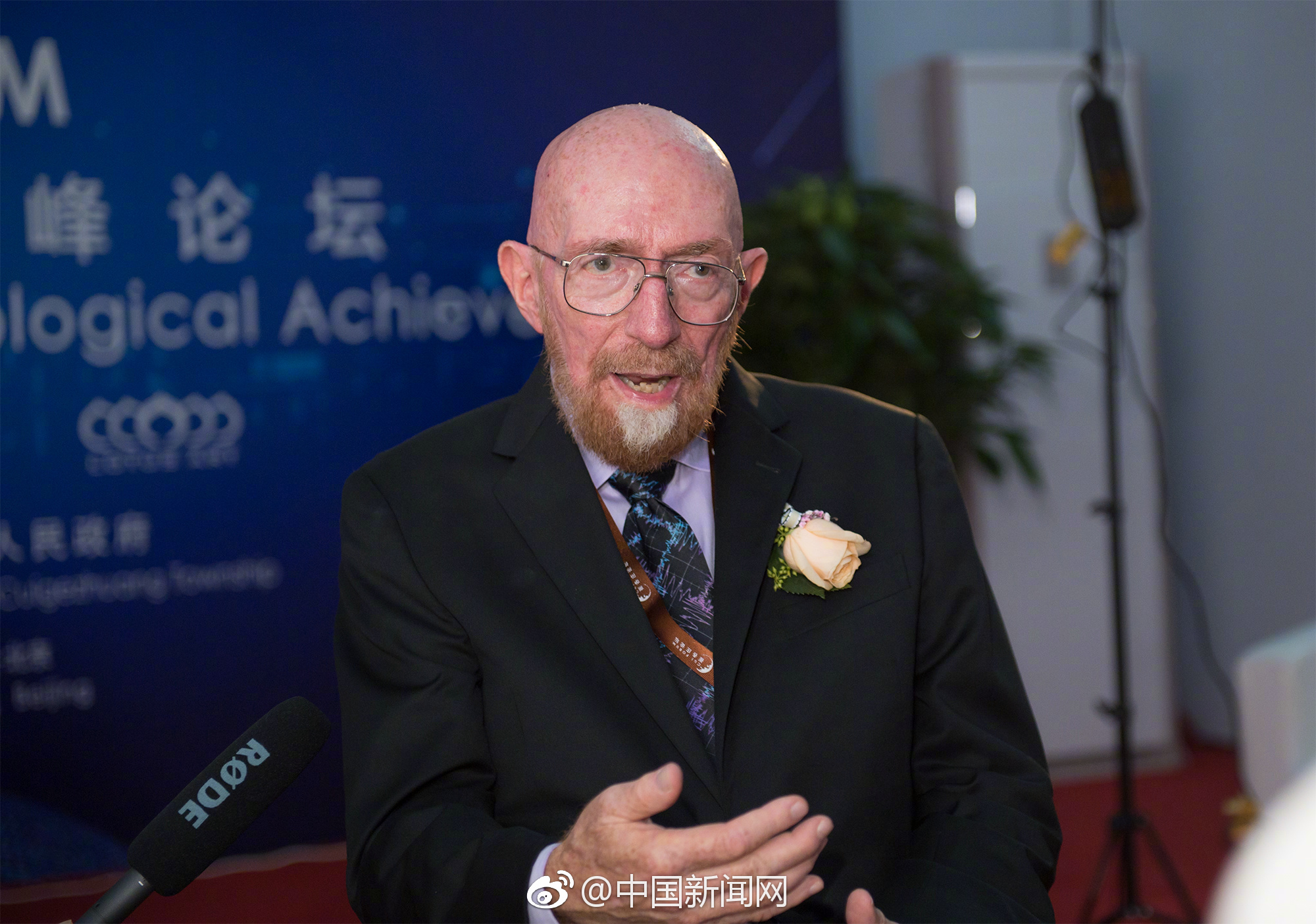 诺奖得主基普·索恩玩跨界上瘾