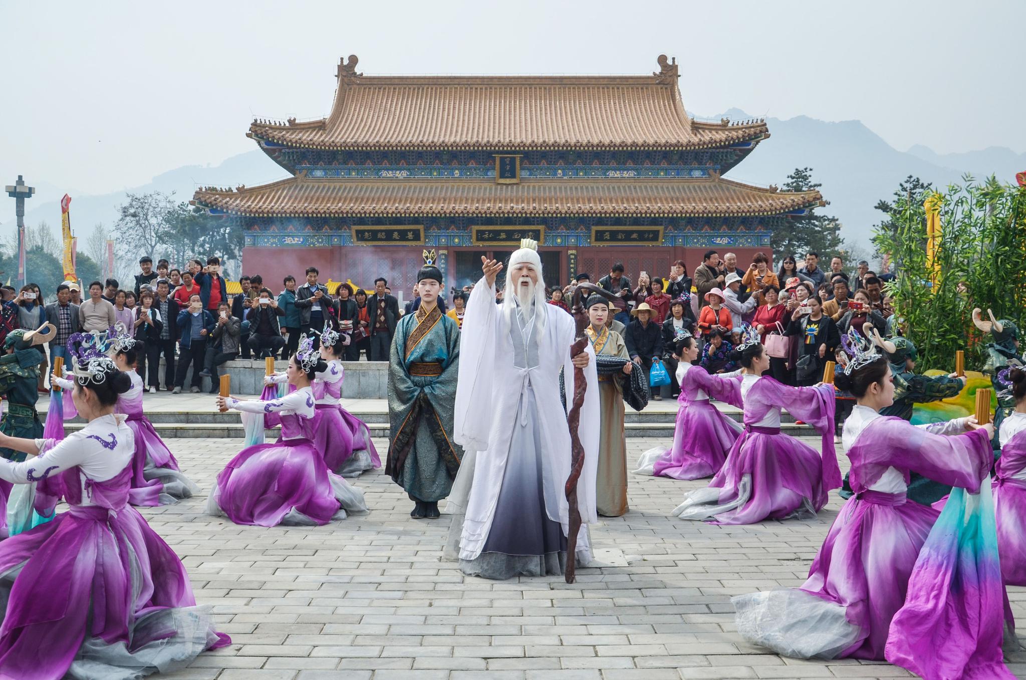 所有人来楼观逛庙会祭老子拜财神踏青喽