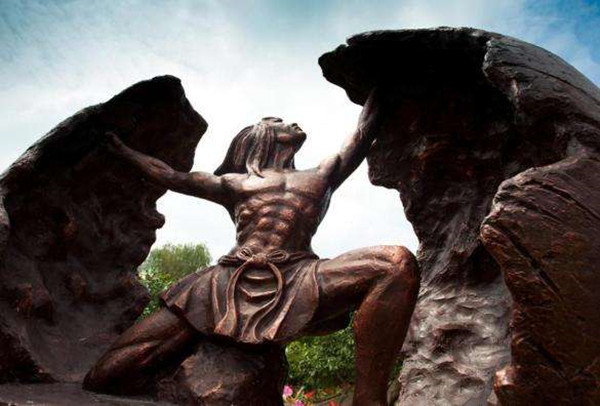 孙悟空出世的细节,暴露了一个神秘人物,他创造了石猴!