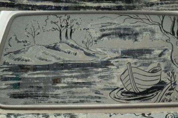 女老师用车窗灰尘画山水,网友:再也不洗车了