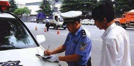 违章扣分超过12分怎么办? 这样做可以拿回驾照