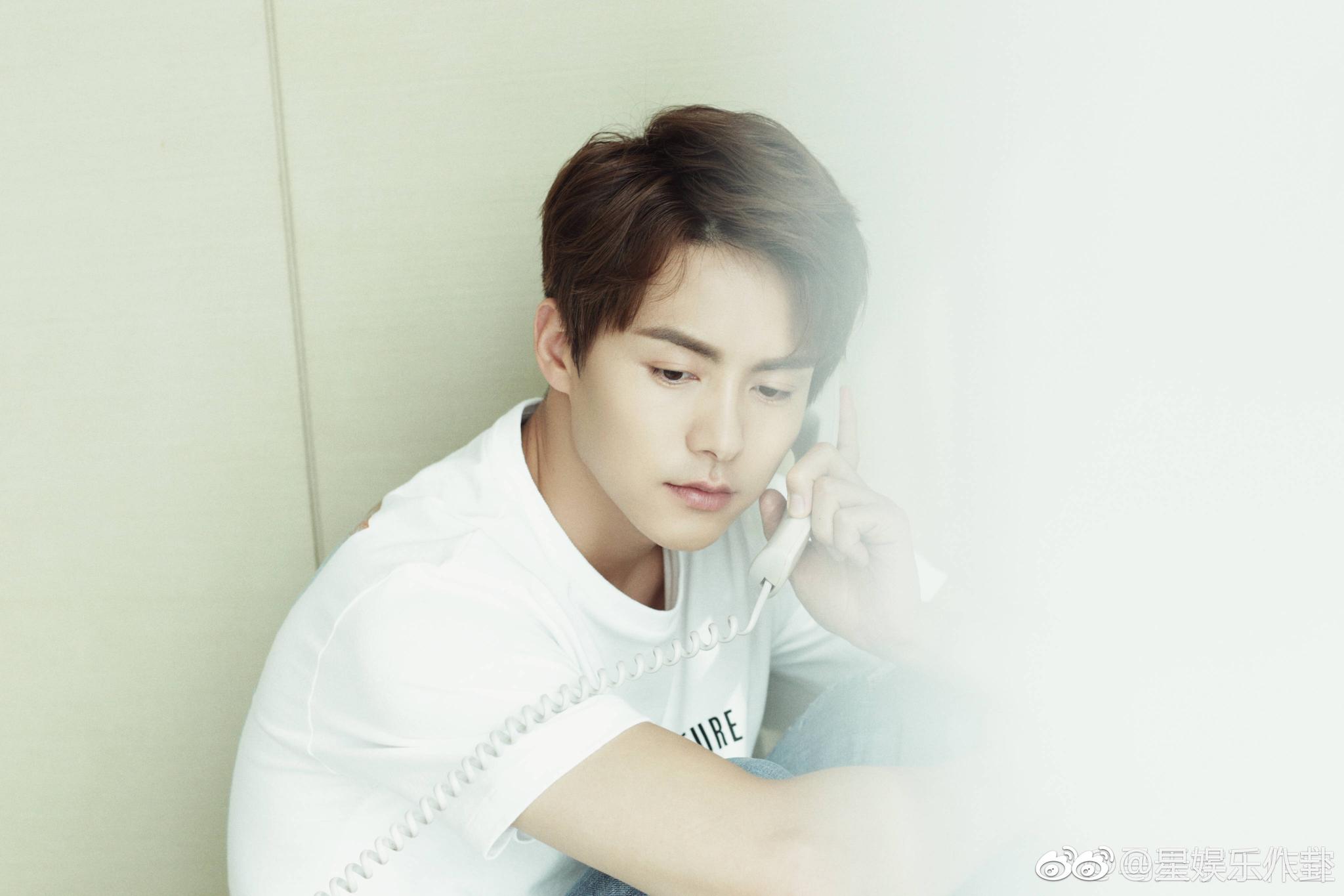 马天宇侧颜杀,丰神俊朗,眉目如画,是漫画里走出来的"少年"呐_新浪看点