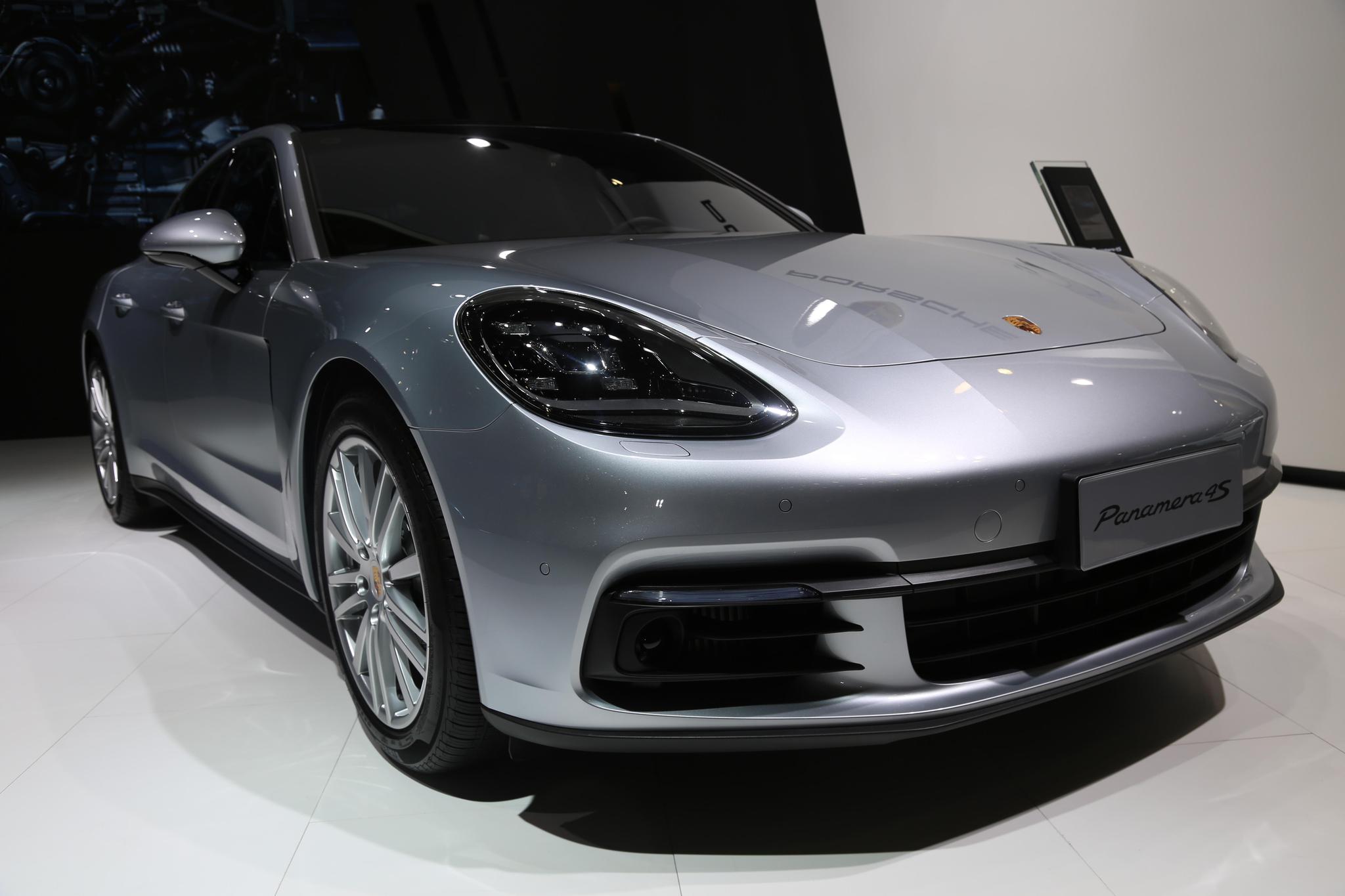 保时捷携panamera718911等明星车型亮相六月深港澳车展