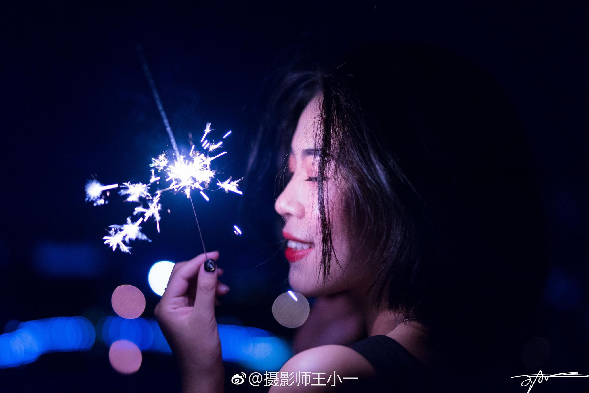 一个人的狂欢