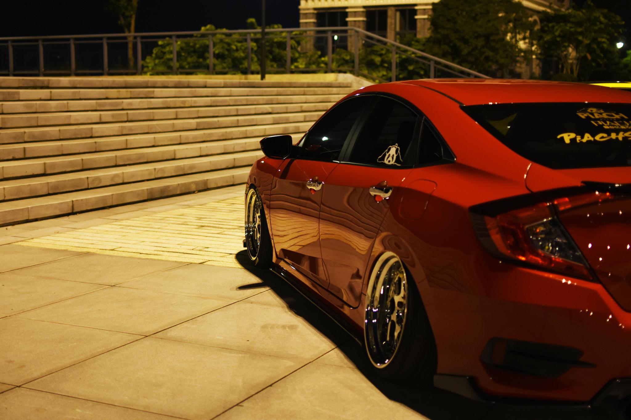 看到十代思域的第一眼就心动,玩起低姿态更是变身"撩汉"神器!