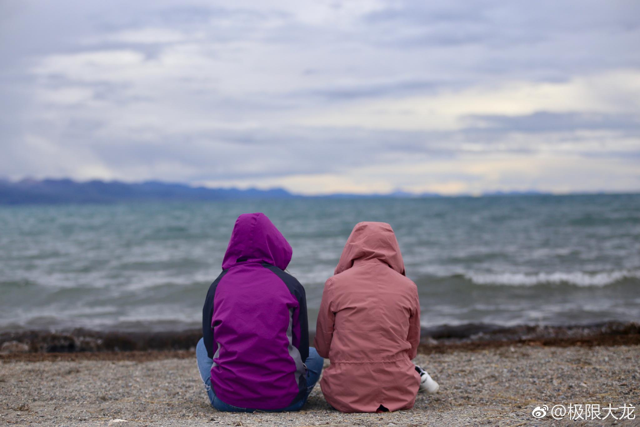 两个人的路上也许缘分让你我相遇也许这个旅行只有你我只要心在一