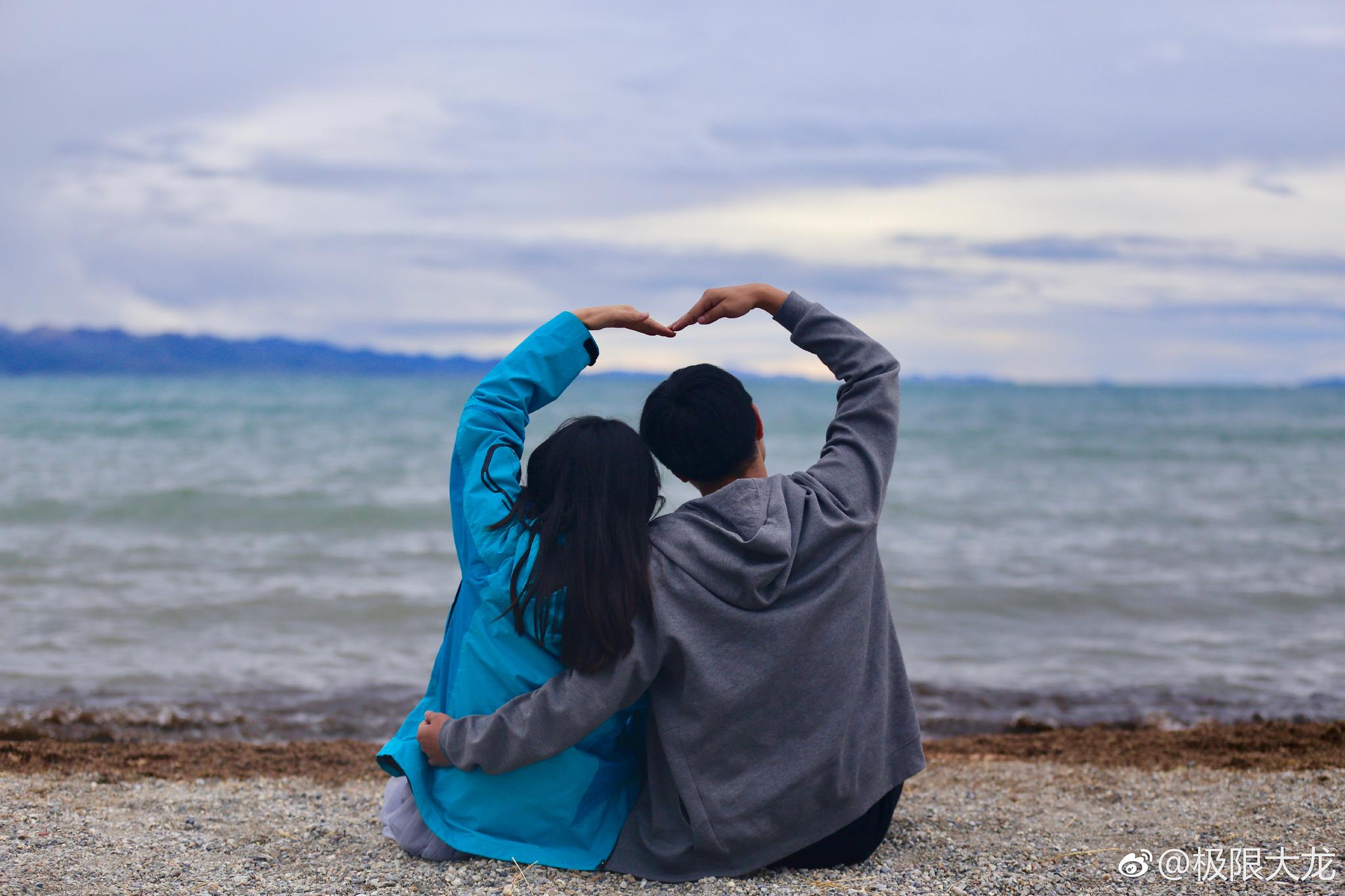 两个人的路上也许缘分让你我相遇也许这个旅行只有你我只要心在一