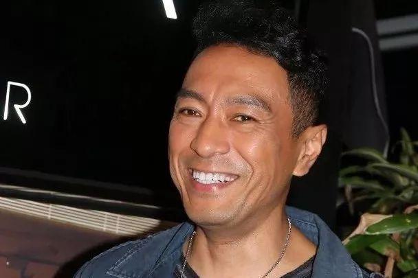 亚视老戏骨闯荡影坛多年 现年52岁首度参演tvb新剧拍摄|姜皓文|袁伟豪