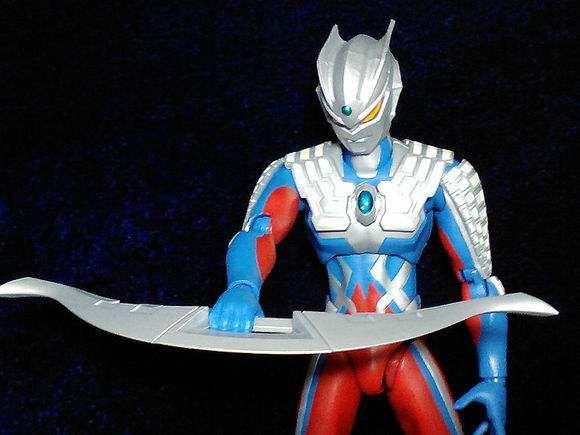 赛文奥特曼的头镖为何不能像赛罗一样巨大化背后原因竟是这样