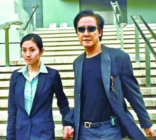 却因结识黑帮大佬逆转人生,28岁身家高达3亿|向华胜|张玉珊|身家_新浪