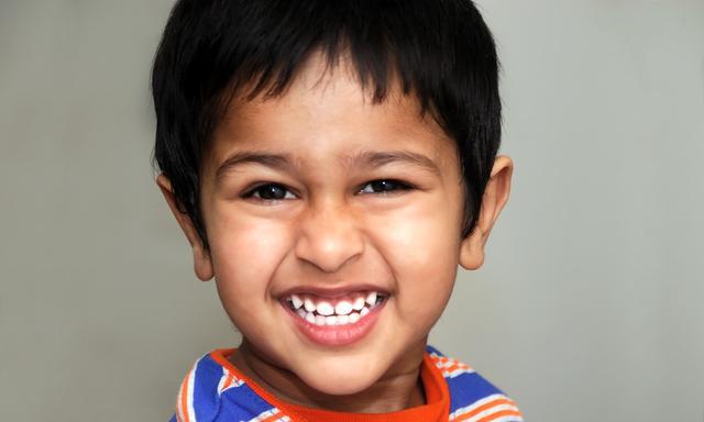 9,下巴看运势之泻下巴.这种下巴虽也有肉,但却全部没有福相.