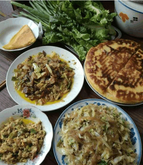 实拍: 一对东北退休老夫妻一日三餐,这样的饭菜,你们喜欢吗?