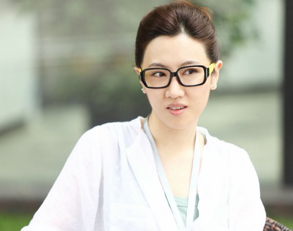 巴图被曝将大婚,媳妇脾气大还抽烟,宋丹丹:管不了