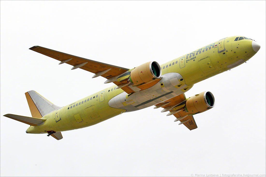 俄罗斯第二架mc-21客机_新浪看点