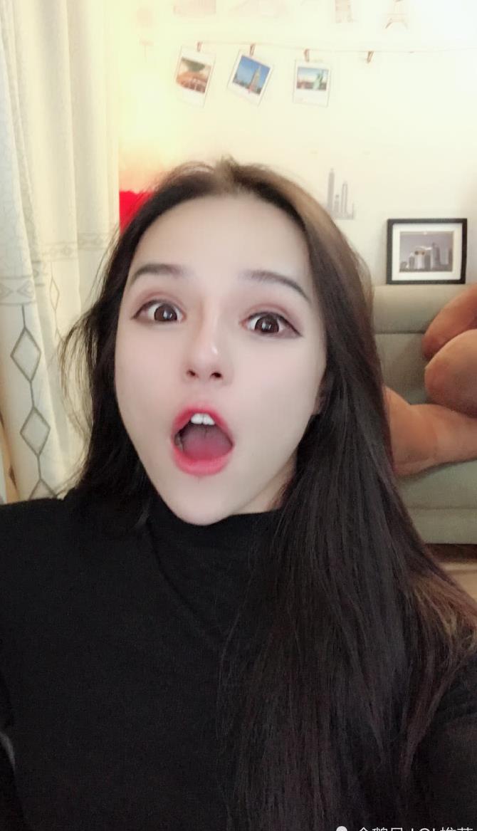 伪娘主播小银晒"美照,接下来粉丝的调侃亮了