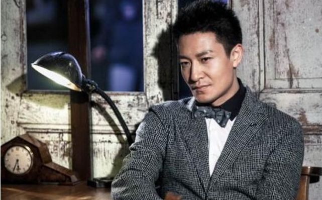 被称为是戏痴,出道22年一直演配角,如今41岁终于凭一剧走红