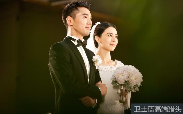 歌手李健曾是程序员,张钧宁学法律,这些明星的