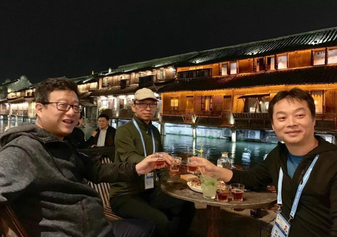 一样的乌镇,不一样的饭局