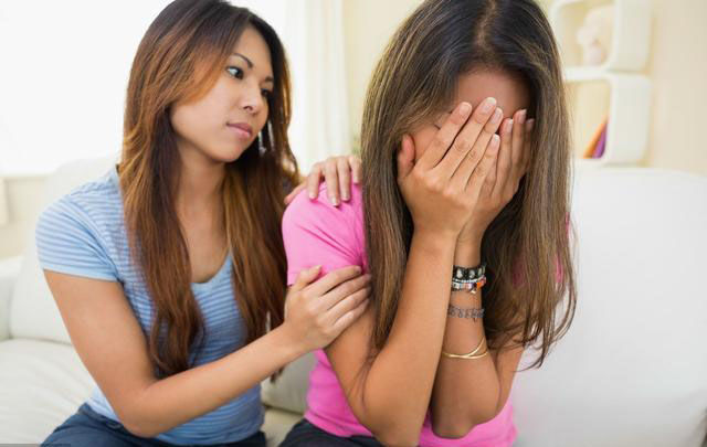 小叔子离婚后赖在我家,但老公经常出差,后面小叔子做法让我崩溃