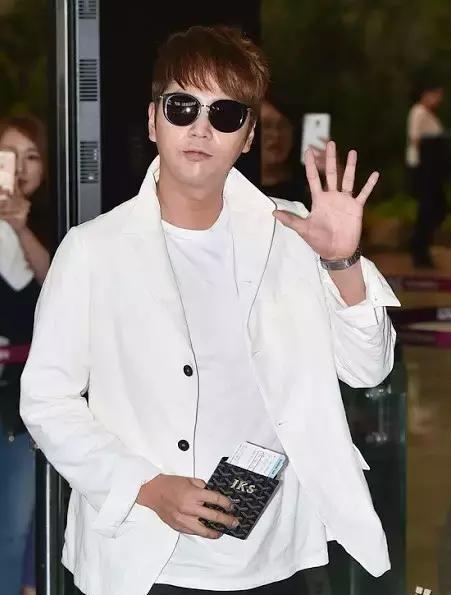 敲黑板胖成了小区遛狗大爷冷酷无比的米帅迷倒众生的裘德洛但和曾经的