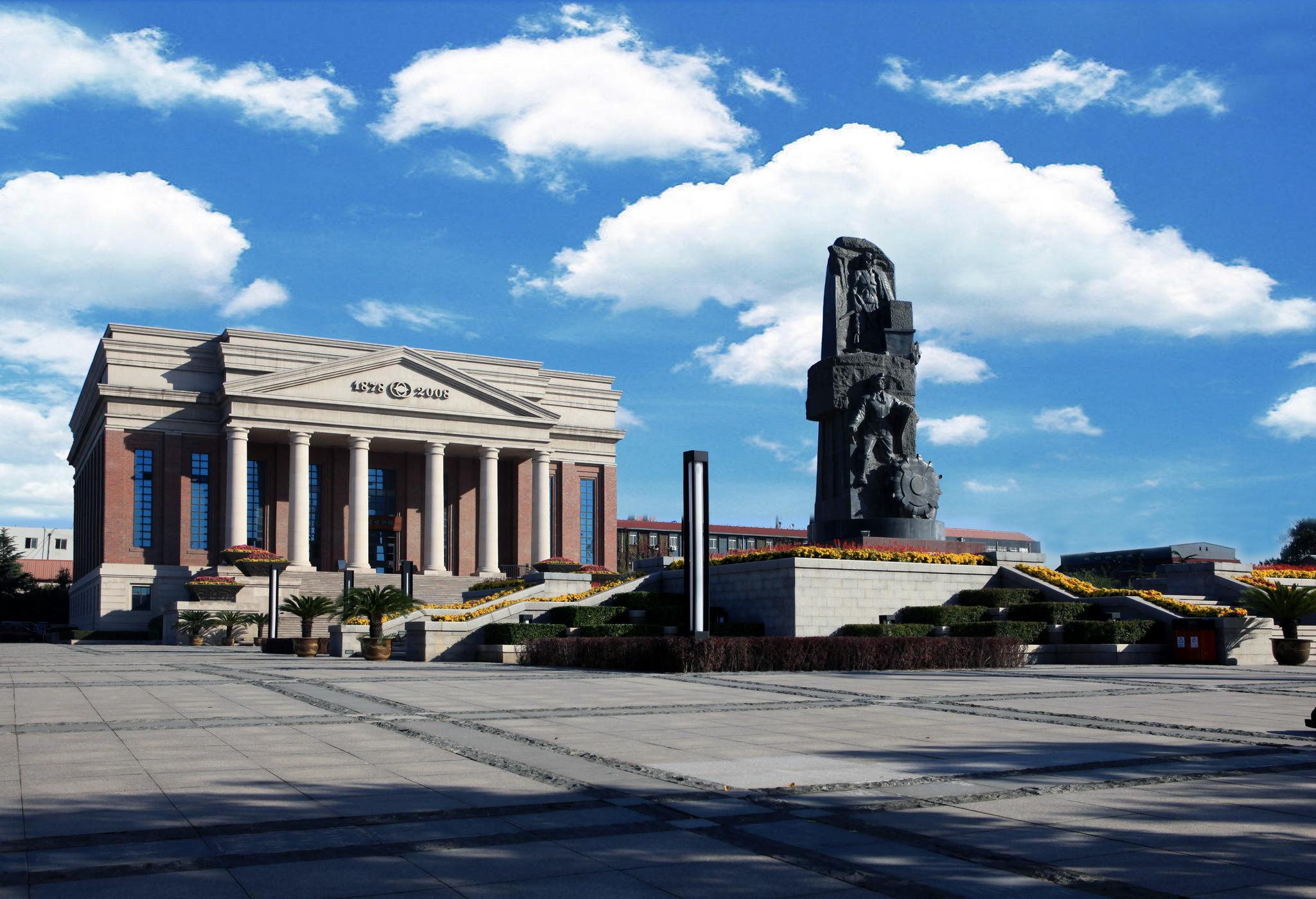 从1913年直隶首府正式迁至天津到1968年石家庄定为省会,这55年间,河北