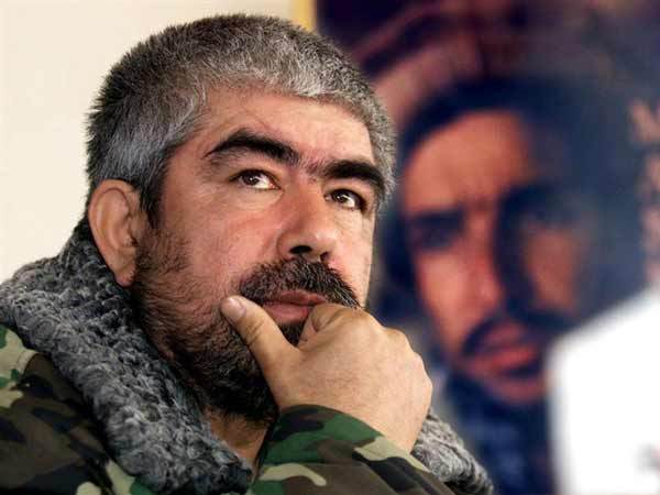 据报道称,杜斯塔姆此前曾被指控,绑架了政敌伊什齐.