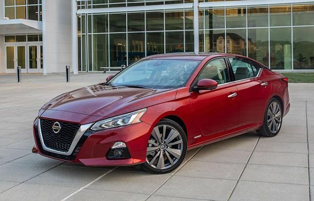 日产全新天籁实车,发动机使用可变压缩比技术,20万竞争凯美瑞!