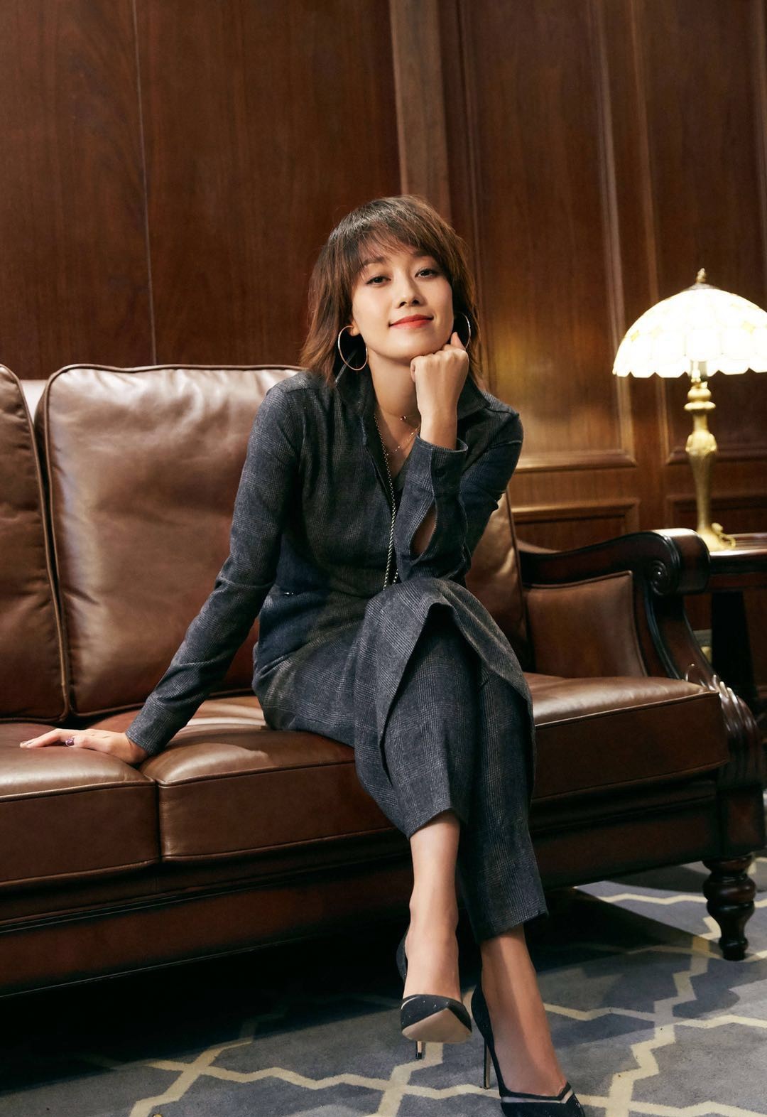 马伊琍裙子里面穿长裤,居然美翻了,网友:个性穿搭就服你!