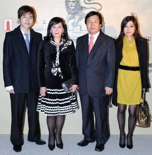 佘诗曼|陈妙瑛|蔡志明_新浪新闻