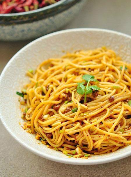 味道偏麻不算辣最喜欢的川菜味道花椒油轻松做出担担面