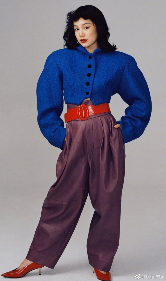 韩寒力挺火箭少女复古大片,张家诚怼火箭少女粉丝,你站哪边?