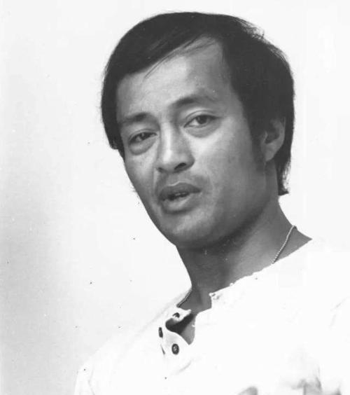 我们知道李小龙徒弟很多如木村武之,黄锦铭,严镜海,伊鲁山度等人,特别