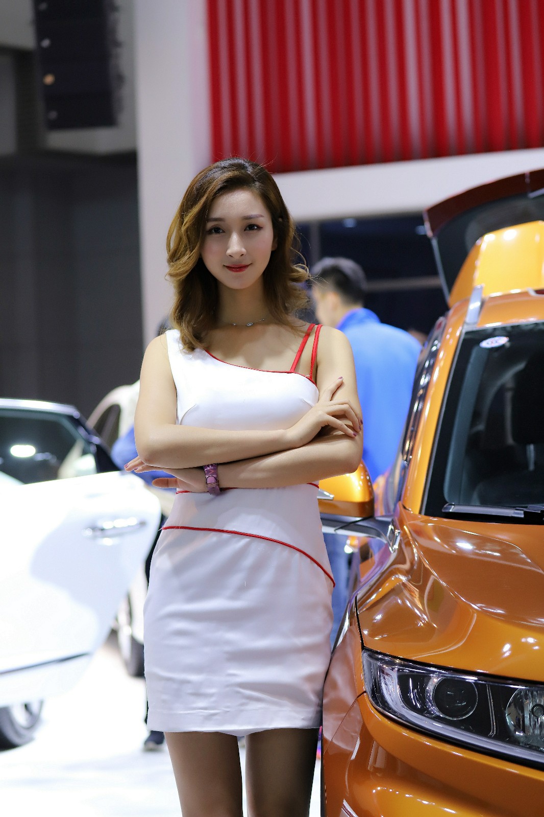 天津梅江车展实拍香车和妹子太多破例在车展上里转了一天