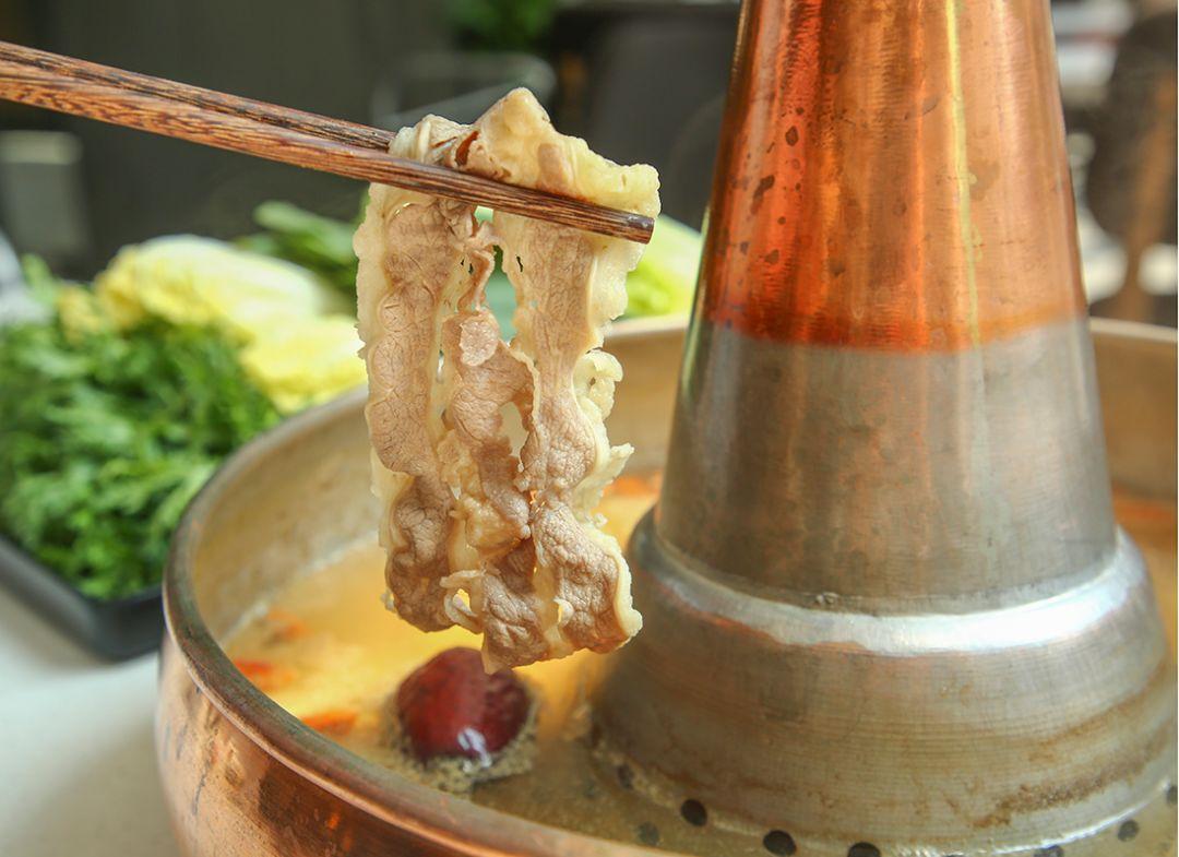 铜锅界的"lv"!西安最过瘾的涮肉圣地来了!排队也要吃!