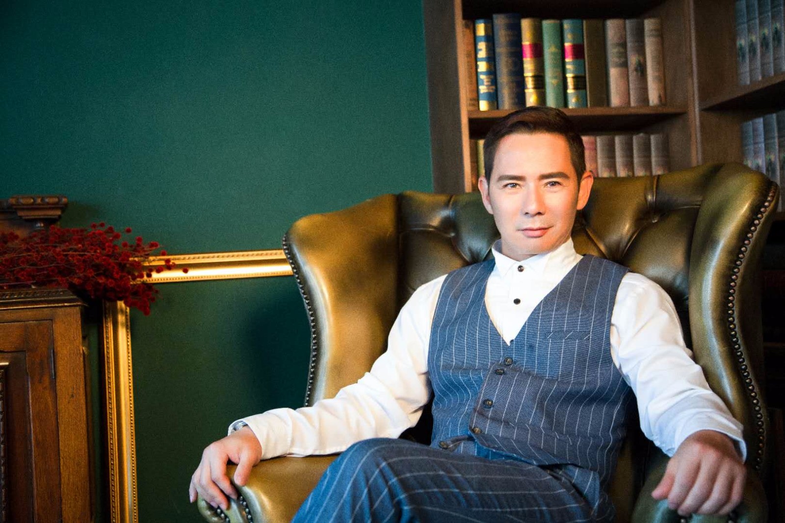 王耿豪《桃花劫》杀青 上演深宫心理战