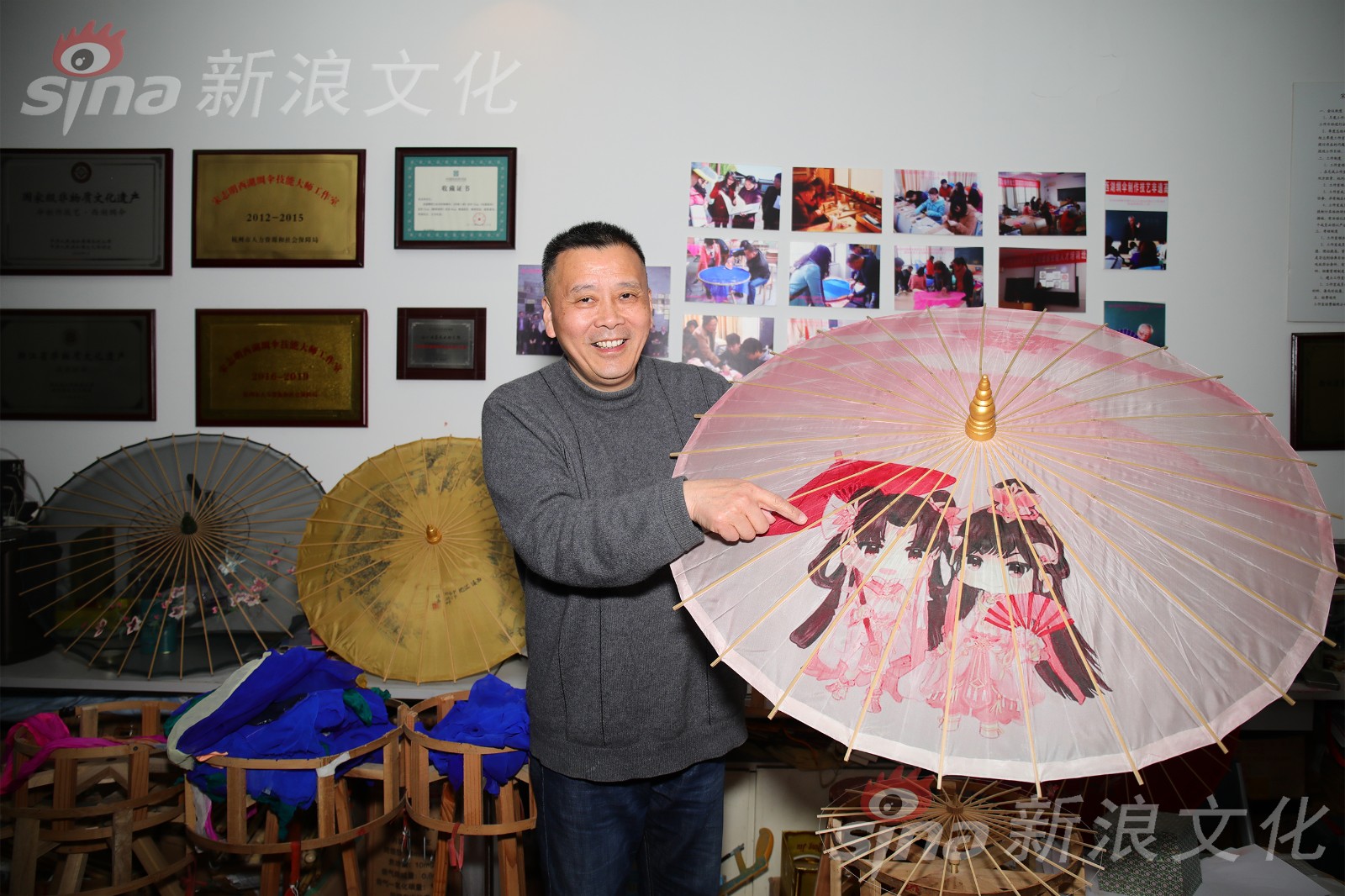 撑开为伞收拢为竹 揭秘高颜值的西湖绸伞|西湖|绸伞|宋志明_新浪新闻