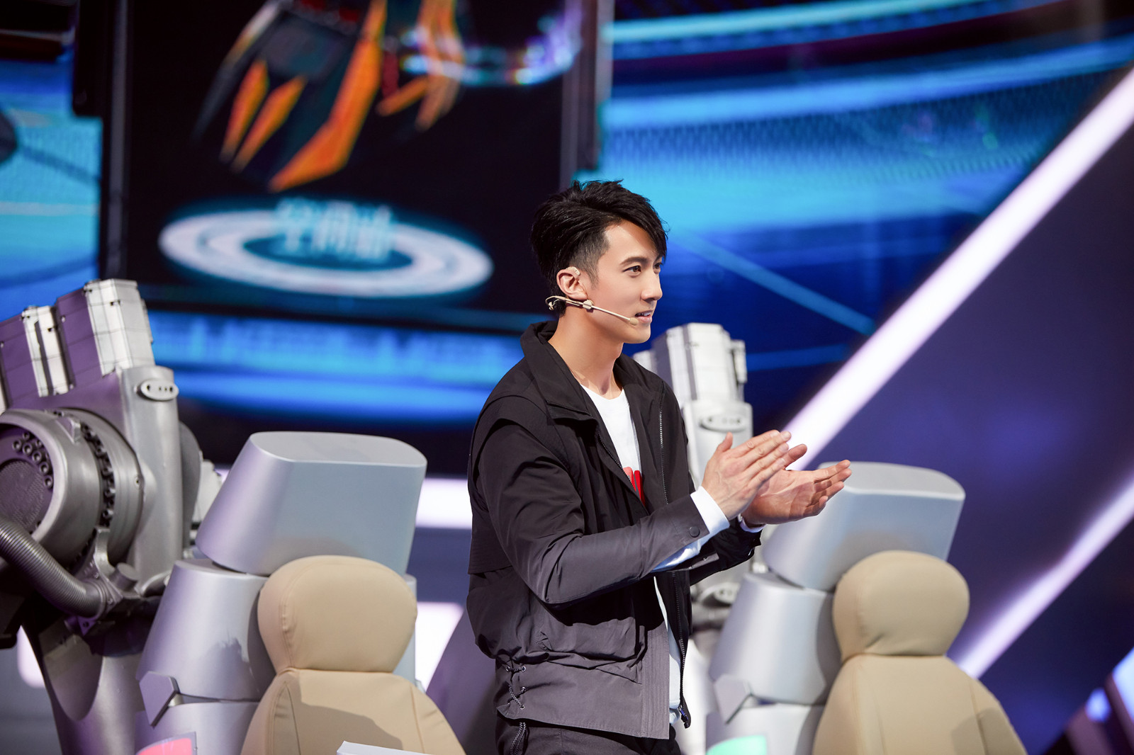 吴尊《这就是铁甲》痛失爱将 幸运加持越战越勇