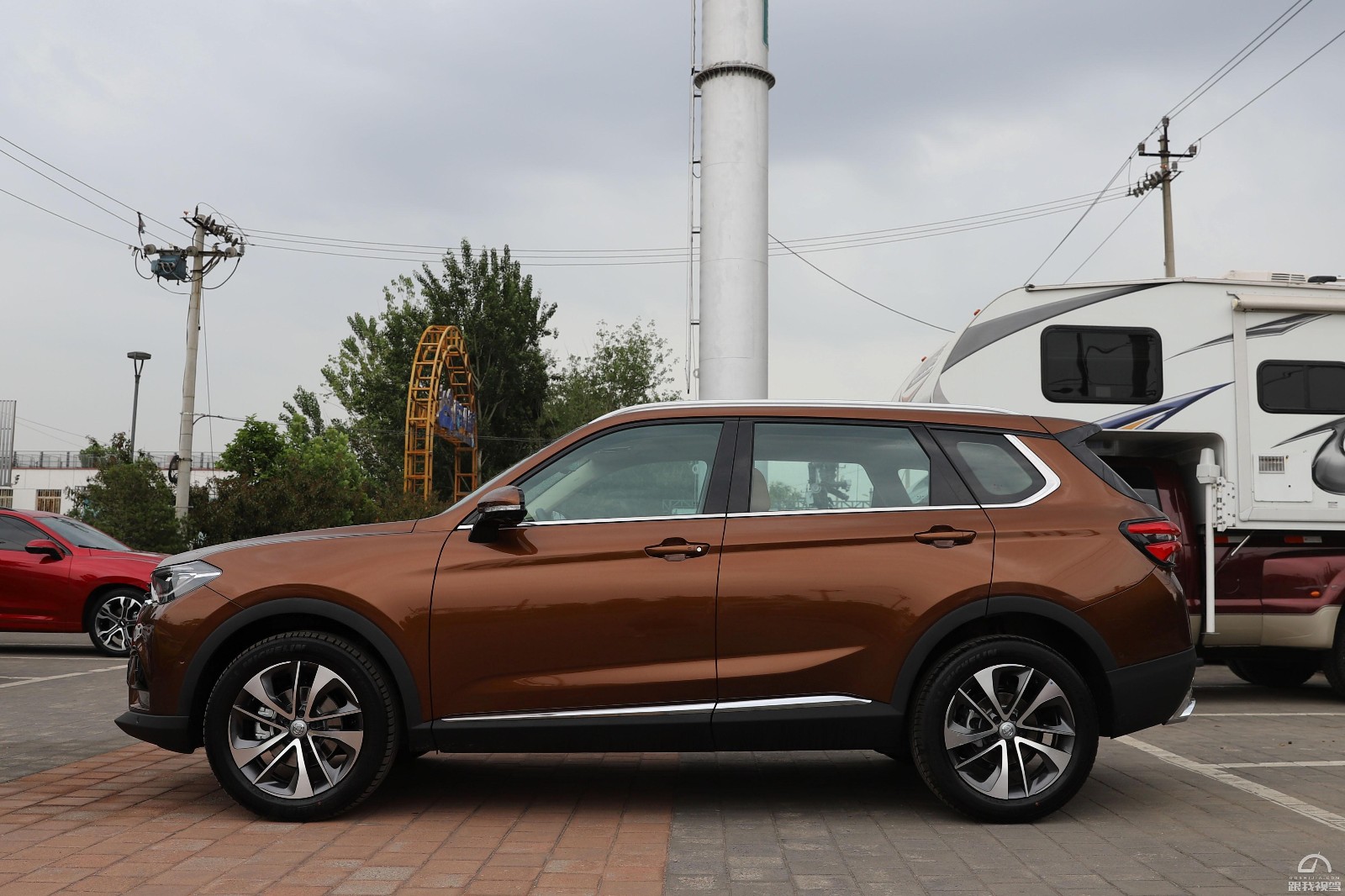 静态体验华晨中华v7-新浪汽车