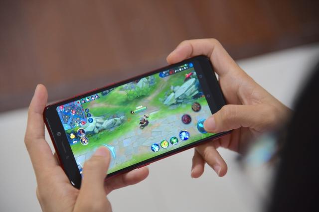 暗区突围开挂神器下载