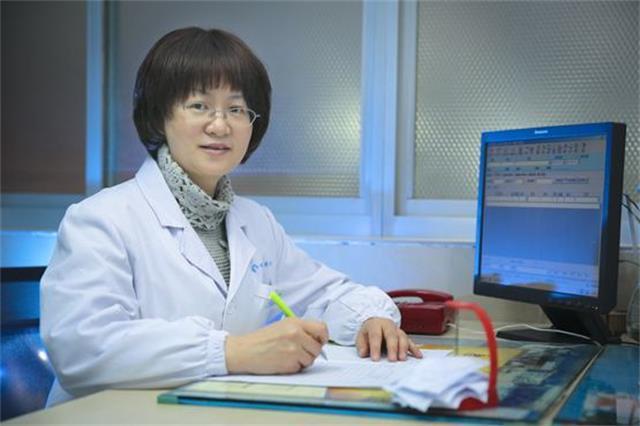 著名妇科专家姚慧女士水之于人体,就像雨露之于大地.