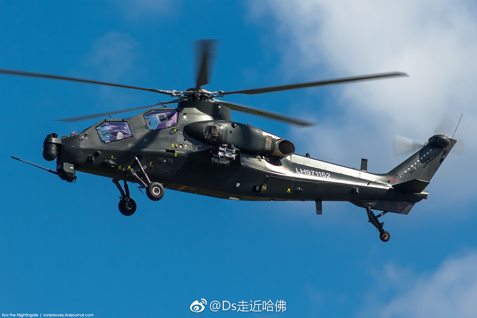 参加“和平使命-2018”联合反恐演习的中国陆军航空兵直-10武装直升机