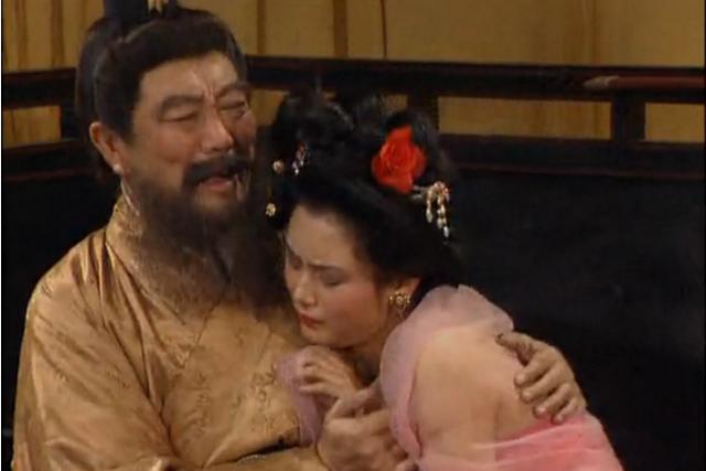 貂蝉为何能成功离间董卓和吕布绝世美女最后竟死于关羽之手