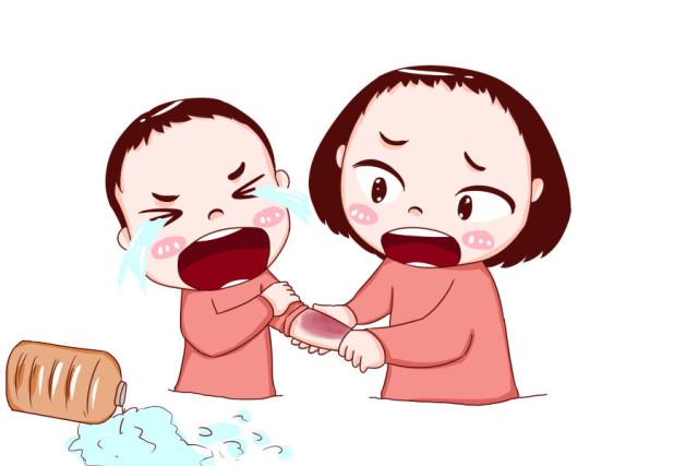 贪玩化粪池扔鞭炮引起爆炸,春节儿童鞭炮炸伤急救方法!