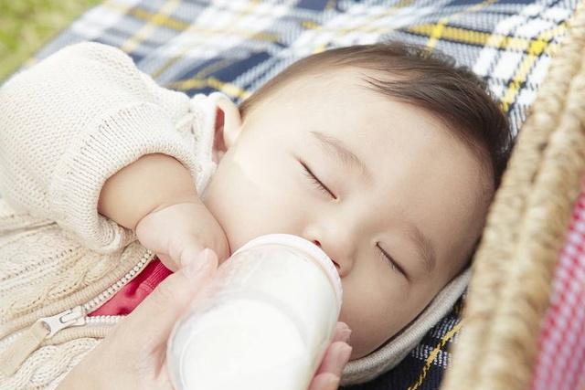 吃奶粉的孩子比吃母乳的孩子长得高长大吗, 听