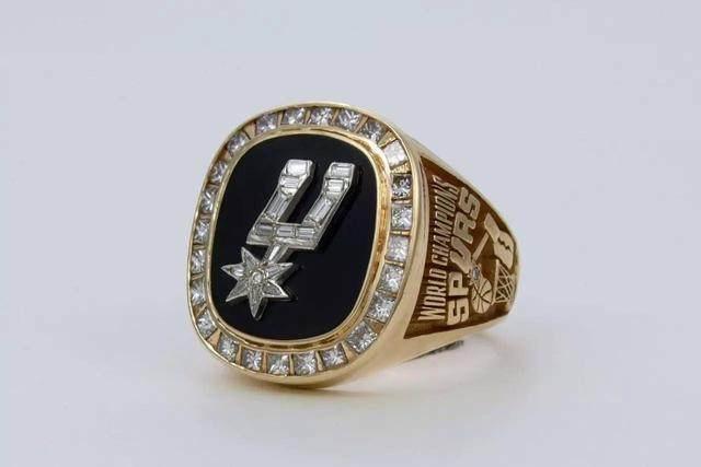 nba历年总冠军戒指大全,如果让你选一枚,你会选哪个?