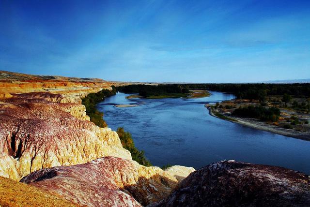 去了新疆这20个地方领略新疆真正的美自然风光也是不可置疑的