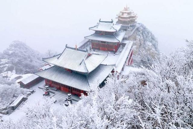 秋去冬来,洛阳栾川现在最值得一去的几个景区,初冬游玩来栾川!|白雪|栾川|景区_新浪新闻